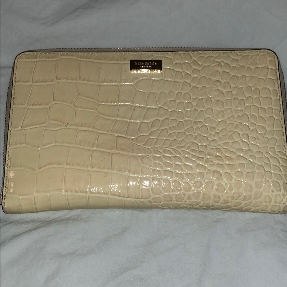 Late spade travel wallet ♠️